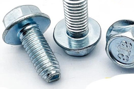 做好三角螺釘清洗和檢查工作，讓工件更堅固！