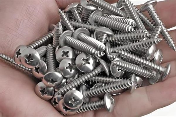 選對(duì)自攻螺釘生產(chǎn)廠家，可節(jié)省成本！ 圖1