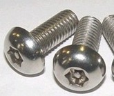 內六角梅花螺釘與內六角螺釘的區(qū)別