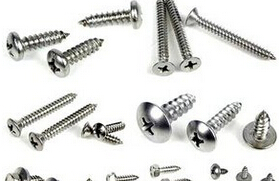 如何防止三組合螺釘漏穿或者多穿彈平墊